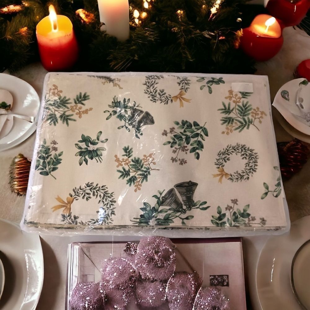 6 MARTHA STEWART Placements Bells Greenery Fabric Christmas‎ Holiday Winter NEW.